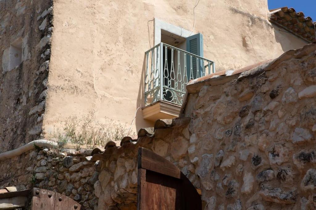 Sitges Hill Retreats-Masia Nur 22 Bedrooms Divided Over 9 Houses For Max 44 Guests Canyelles  Zewnętrze zdjęcie